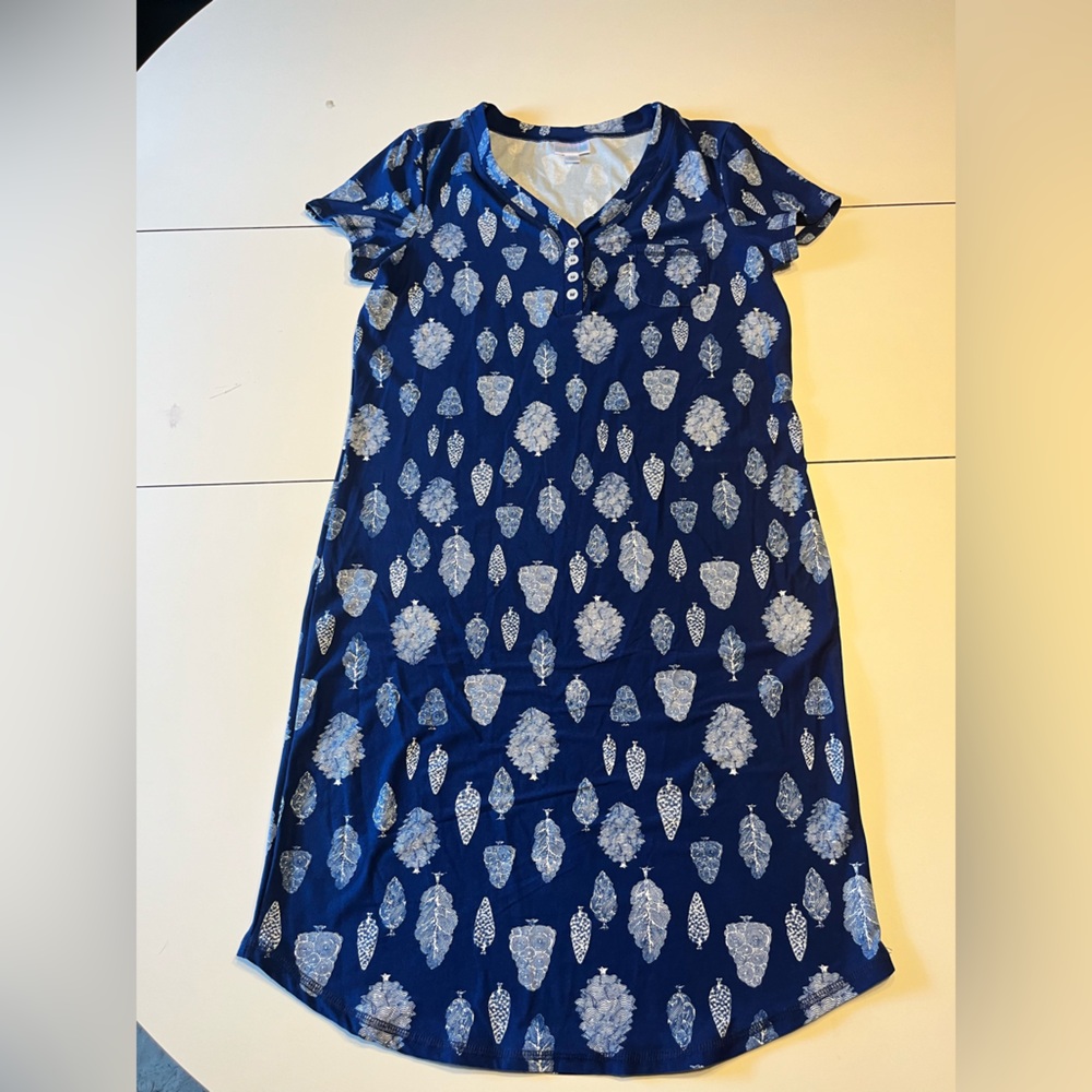 LuLaRoe XXS Dream Christmas nightgown soft stretchy material blue trees